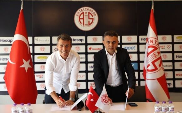 Antalyaspor'da Bülent Korkmaz dönemi resmen başladı